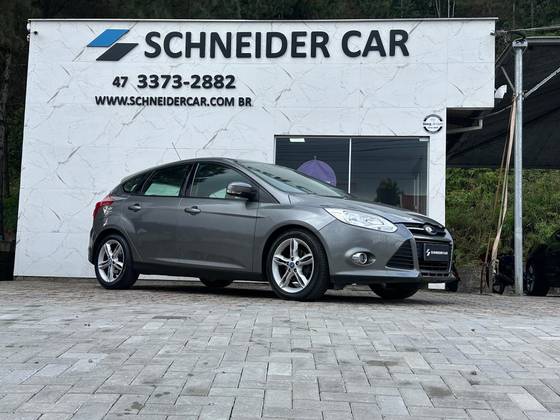 FORD FOCUS 2.0 SE 16V FLEX 4P POWERSHIFT FORD FOCUS 2.0 SE 16V FLEX 4P POWERSHIFT